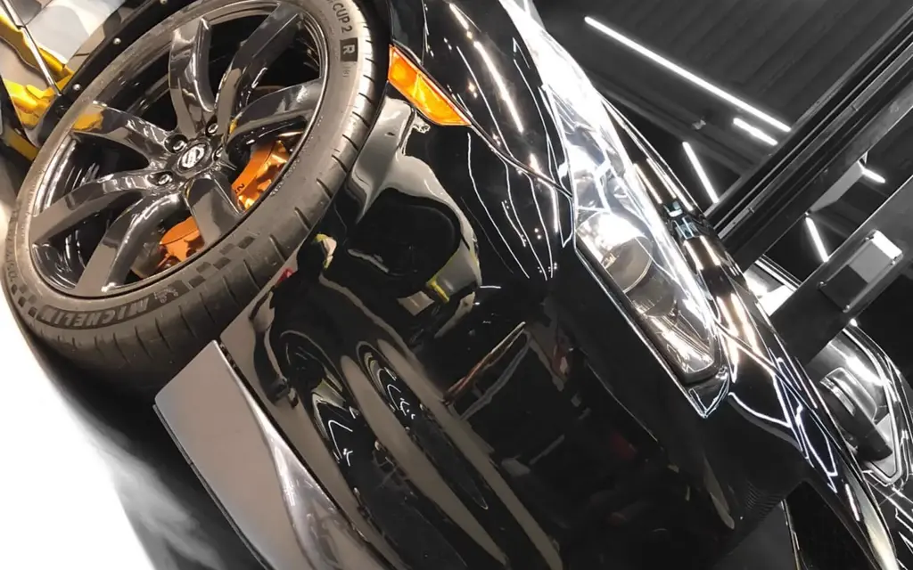 Nissan GT-R preto com PPF aplicado no estúdio Finish Box